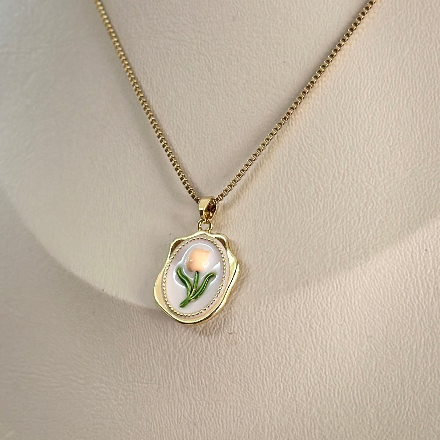 Collar Vintage Tulipán