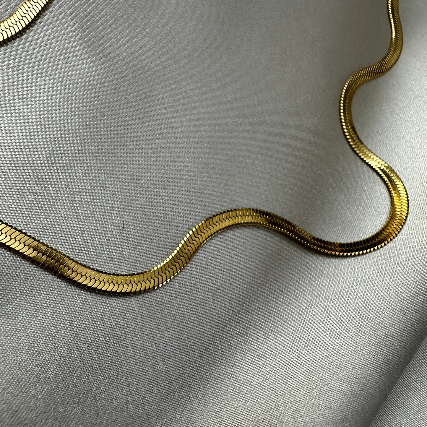 Cadena Planchada Dorada