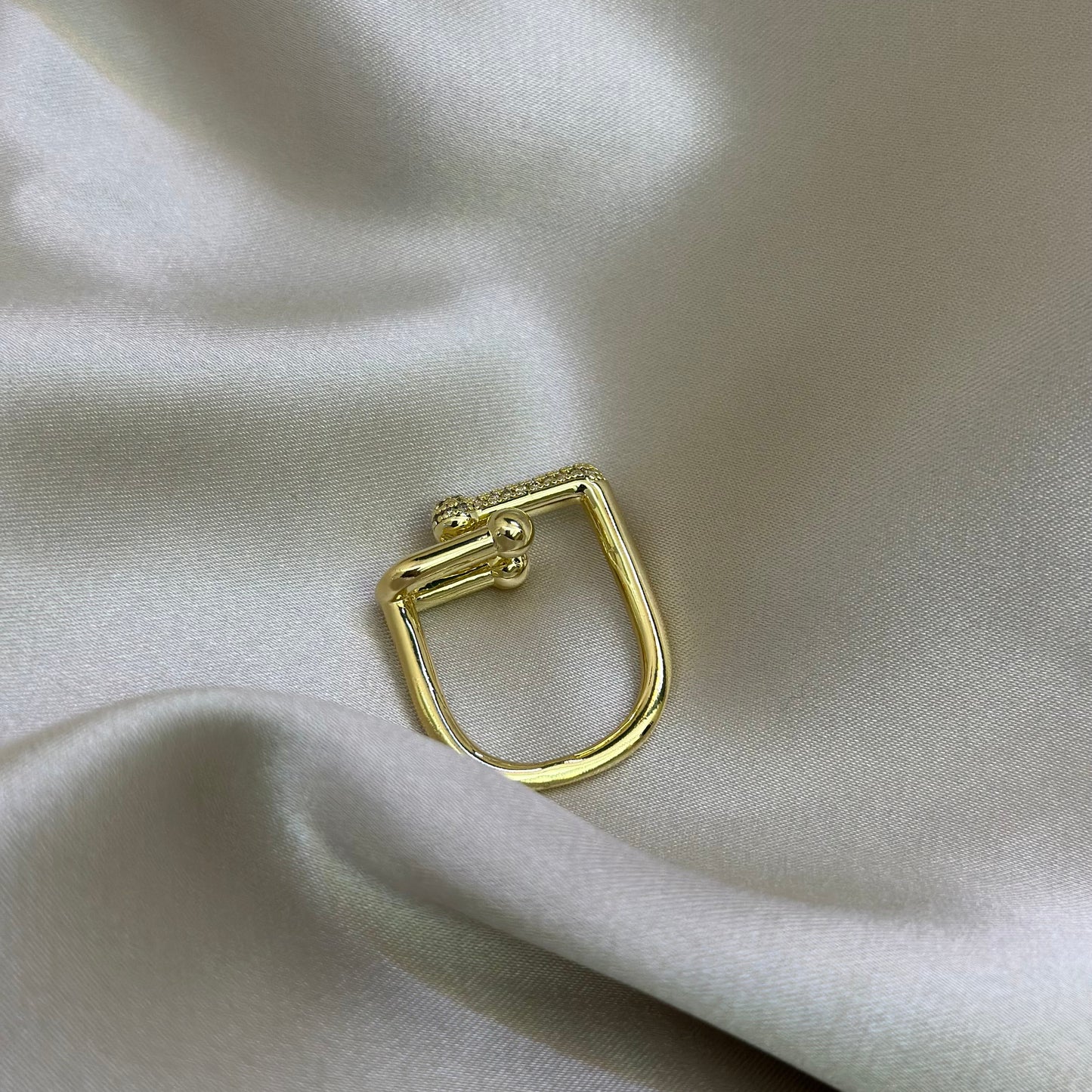 Anillo Herradura Dorado