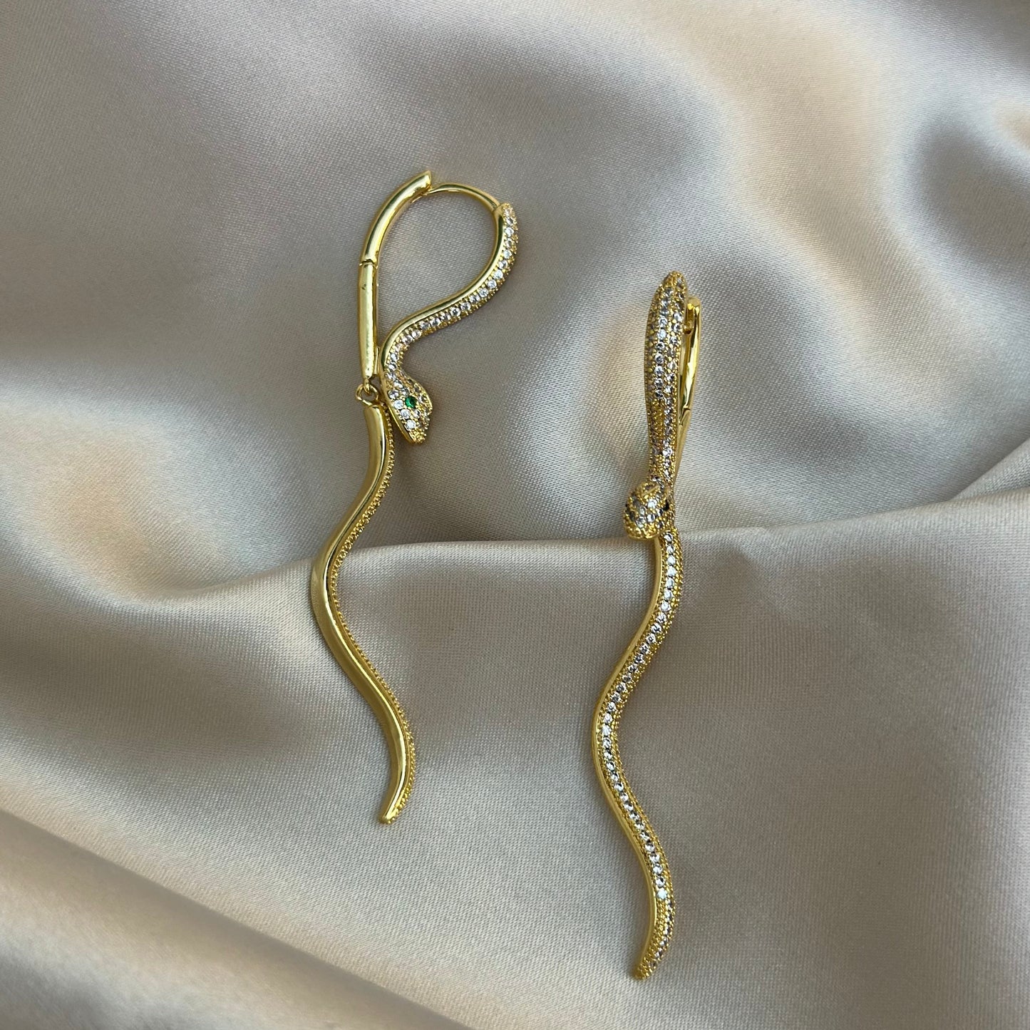 Aretes Snake