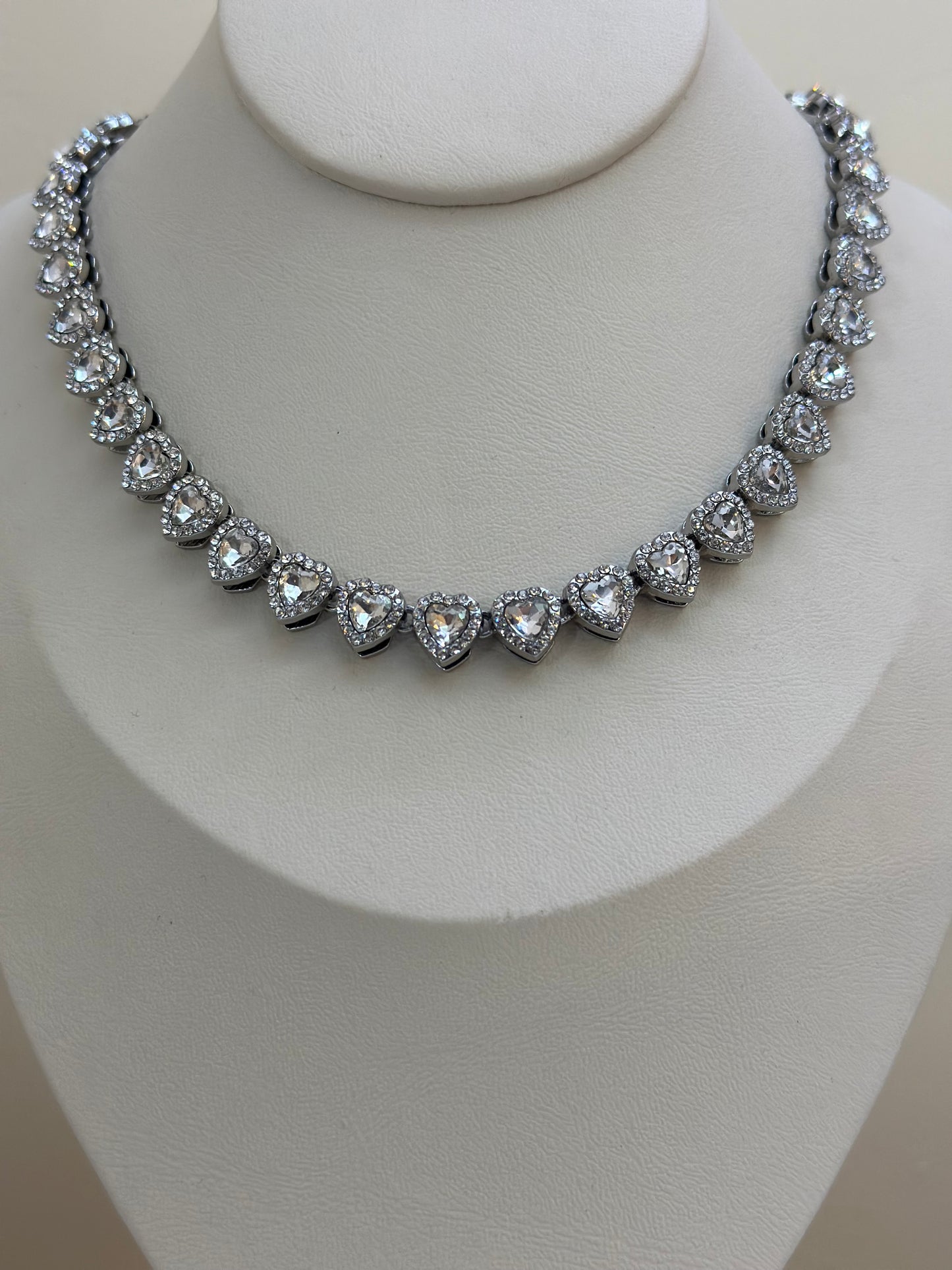 Collar Ginza