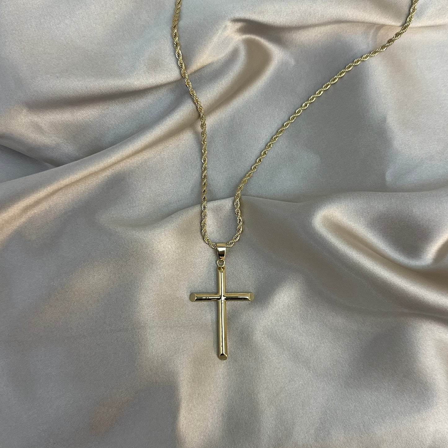 Collar Cruz