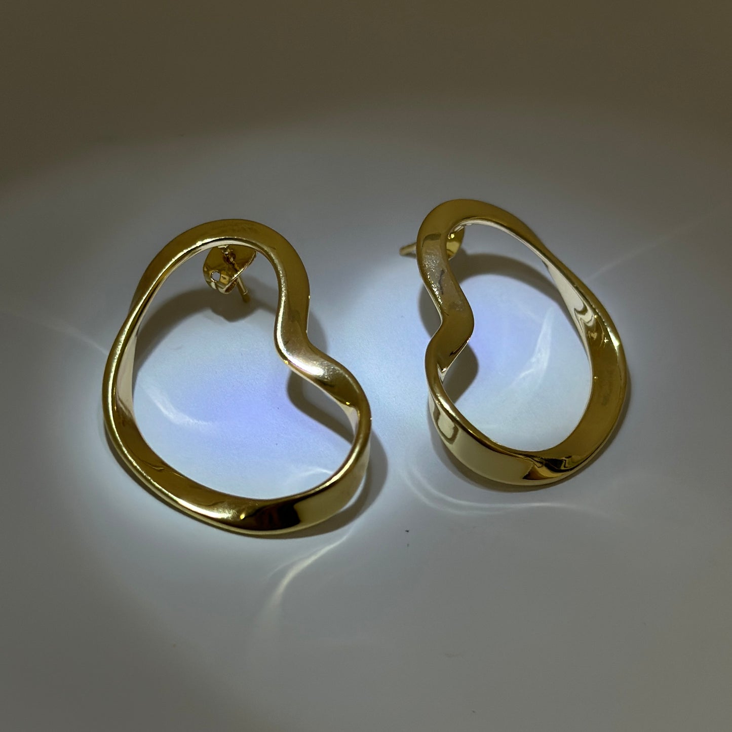 Aretes Liquid Dorados