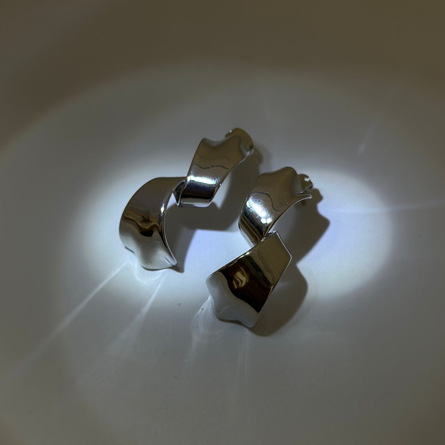 Aretes Listón Rodio