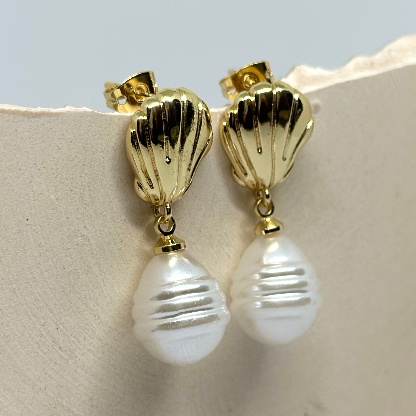 Aretes Río