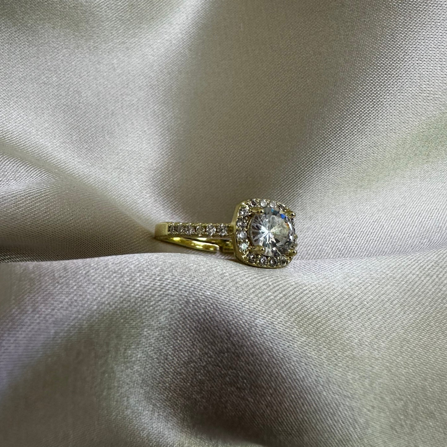 Anillo Cóctel Dorado